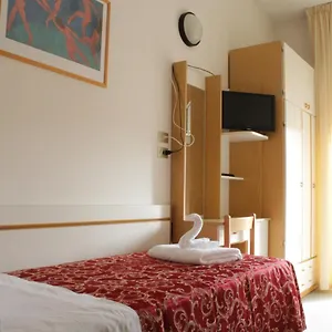 Clara Otel